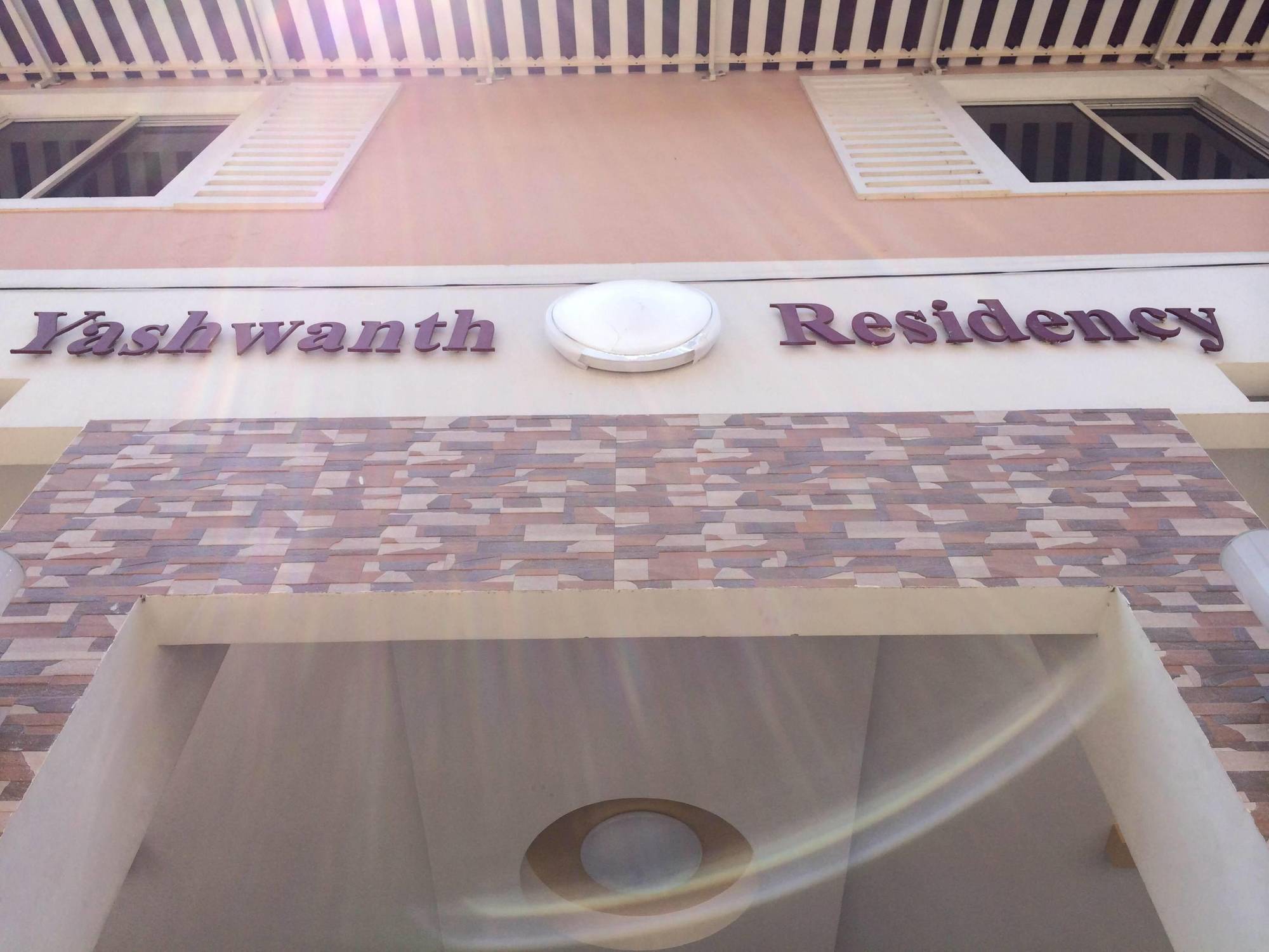 Rd Towers Hotel Ченай Екстериор снимка