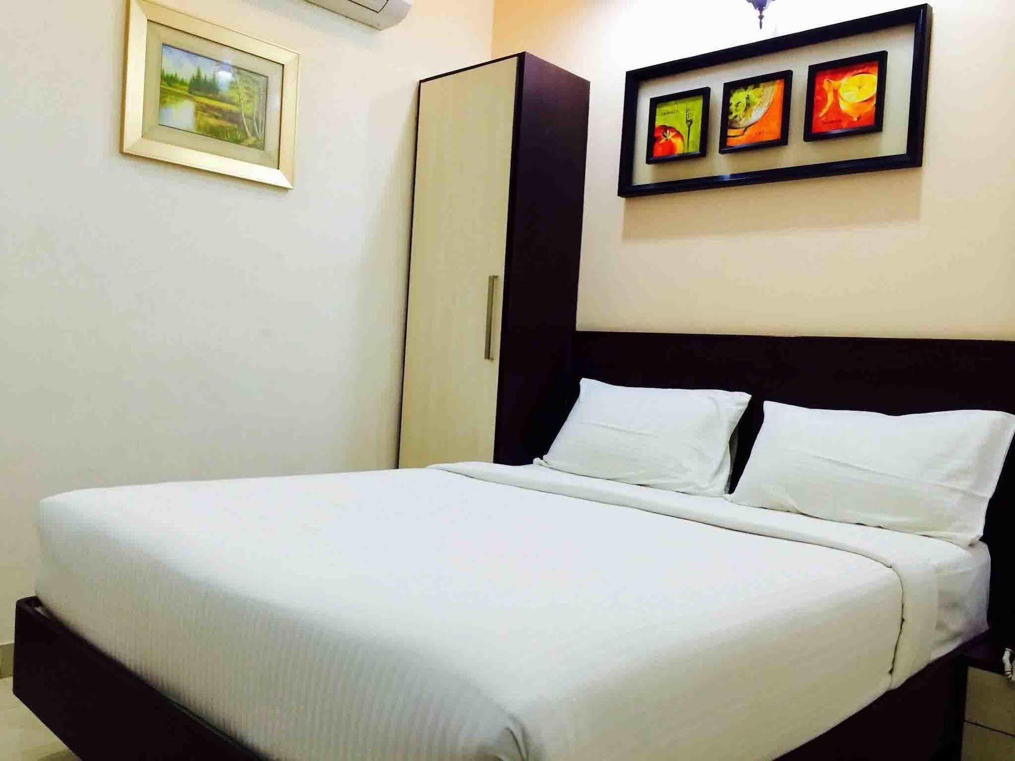 Rd Towers Hotel Ченай Екстериор снимка